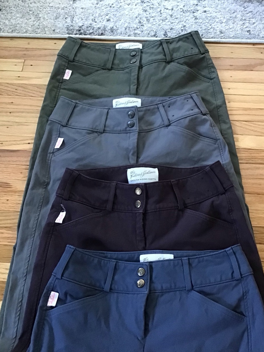 tailored sportsman Trophy Hunter Women’s Breeches Size 26 short low rise 4 pairs